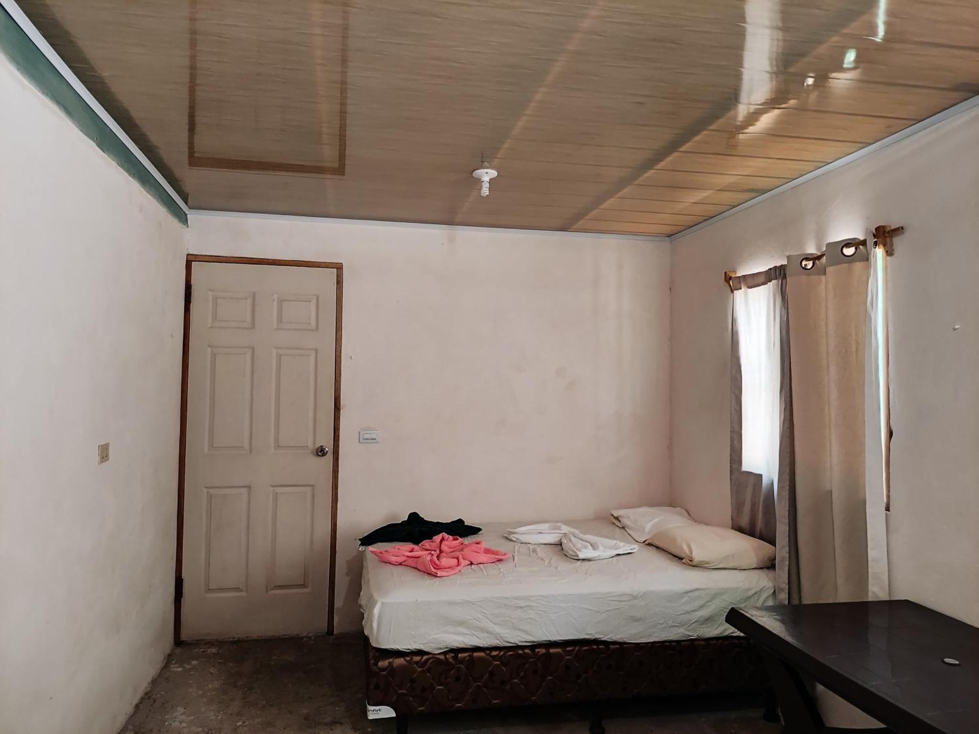 Hostel Los Chocoyos Mérida エクステリア 写真